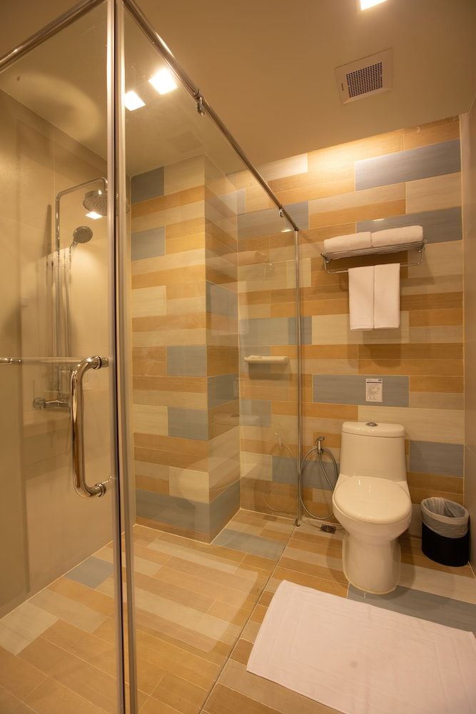 Holiday Ao Nang Beach Resort Krabi Family Garden View Room 12