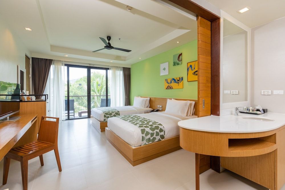 Holiday Ao Nang Beach Resort Krabi Family Garden View Room 3
