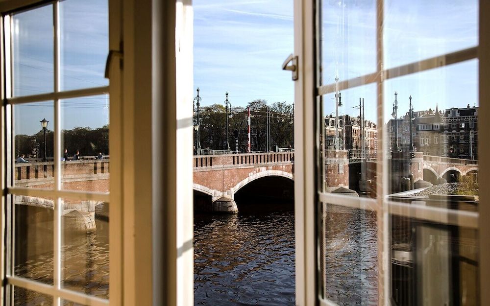 undefined SWEETS - Nieuwe Amstelbrug 7