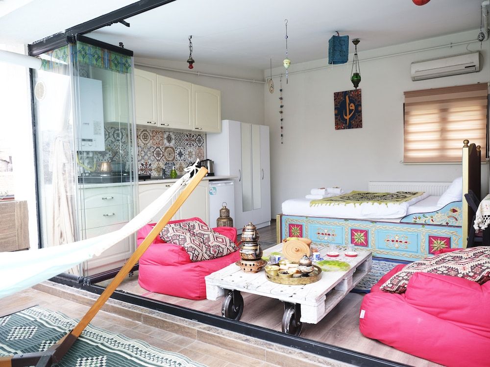 Elele Boutique Aparts Romantic Loft, 1 Double Bed, Terrace, City View 14