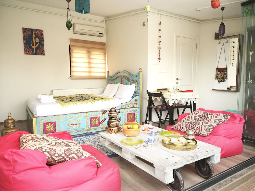 Elele Boutique Aparts Romantic Loft, 1 Double Bed, Terrace, City View 5