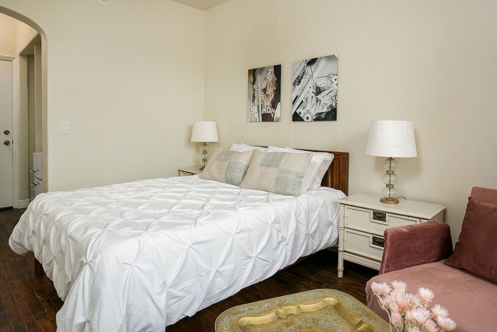 Apartment, 1 Queen Bed with Sofa bed