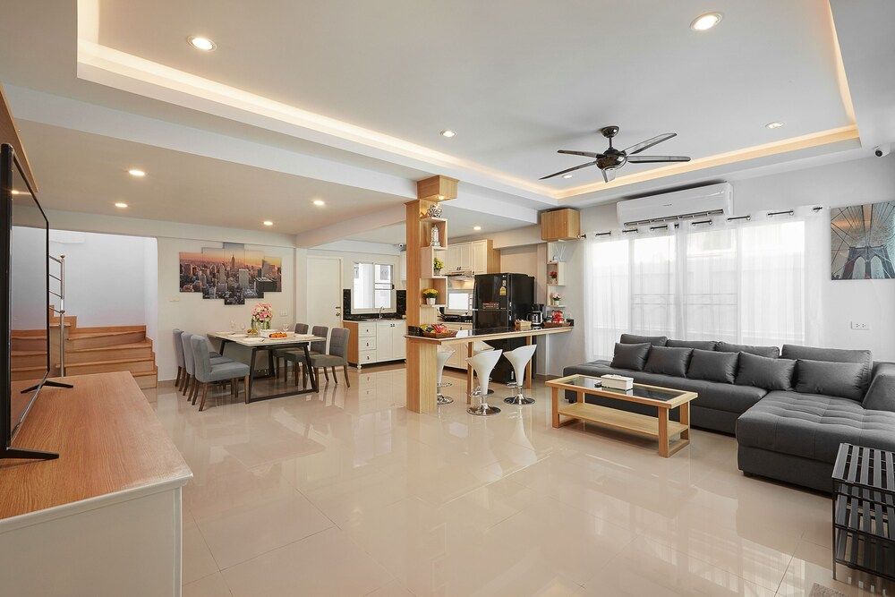 Gala Express Deluxe Villa, 4 Bedrooms, Private Pool 8