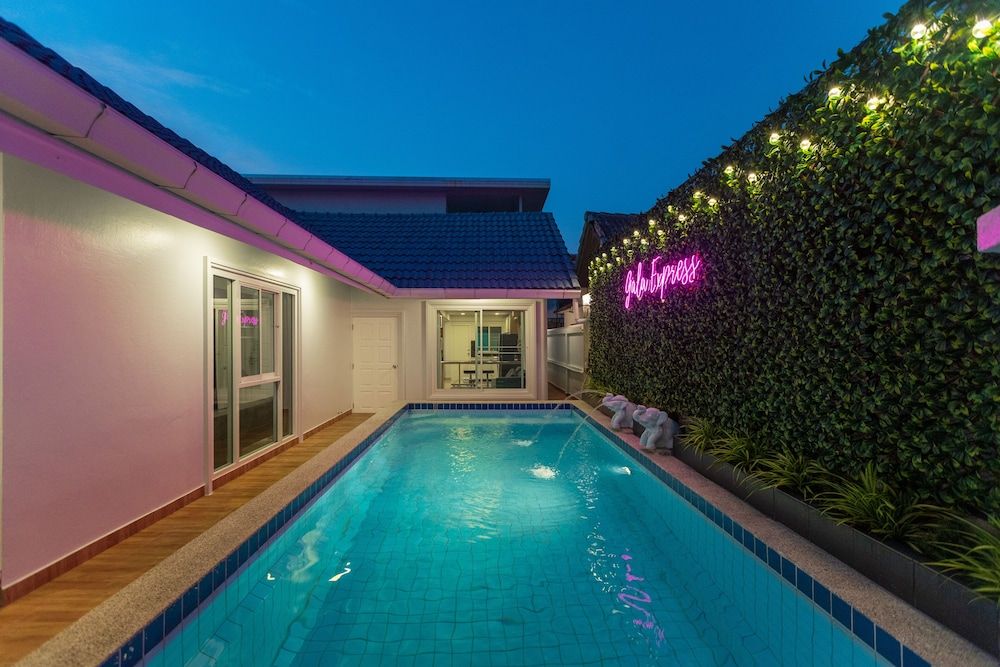 undefined Gala Express 5