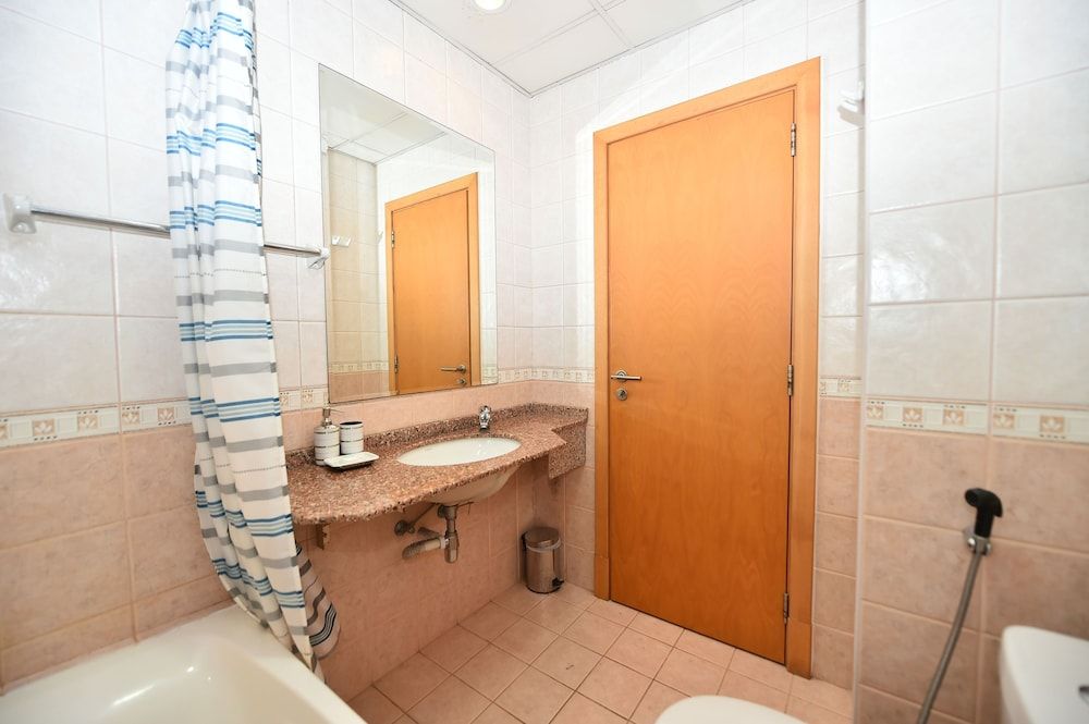 One Bedroom Apt. in JLT near Metro Station -AWD Apartment (Awad) 12