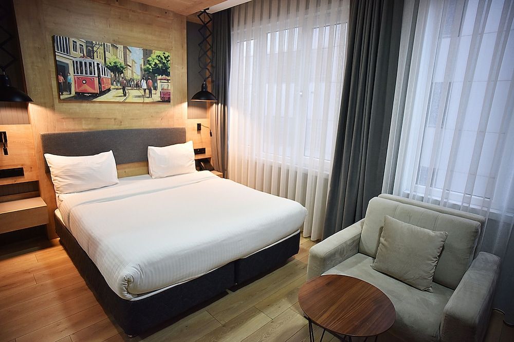 Kerthill Hotel Standard Room, 1 Bedroom, Refrigerator & Microwave, City View 8