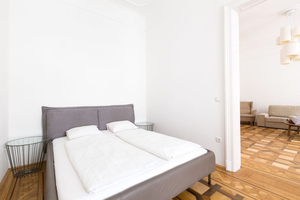 undefined HeyMi Apartments Stephansdom 7