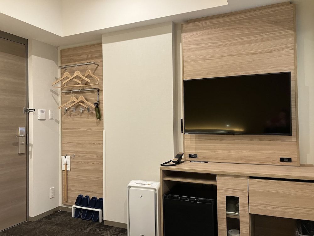 Keikyu EX INN Keikyu Kamata Ekimae Double Room, Shower Only (No Bathtub), Non Smoking 5