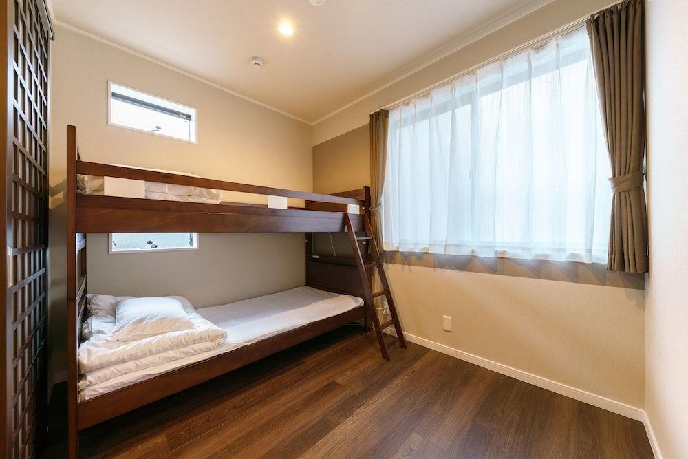 undefined Yadoya Uenorikyu 8