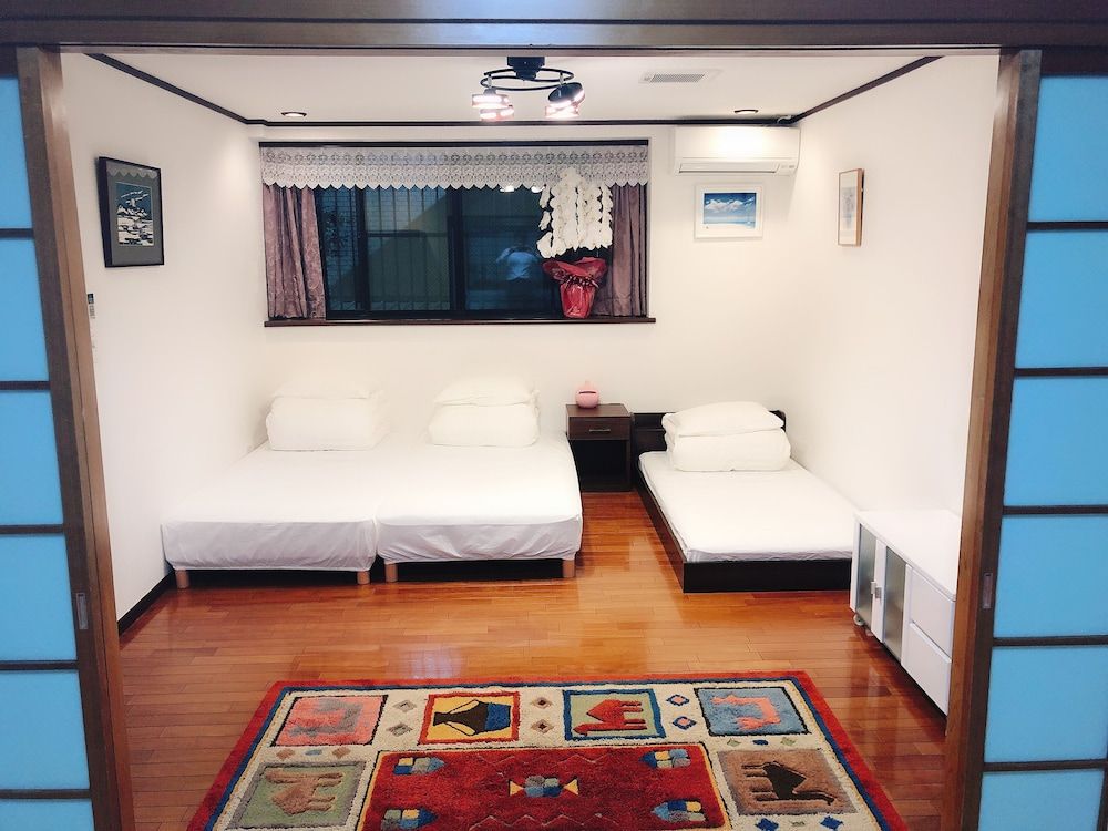 Guanjing Apartment Japanese Western Style Room with Shared Bathroom 2