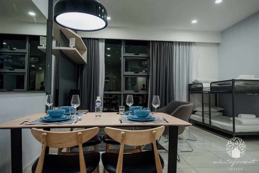 undefined The Robertson by White Forest Suites 4