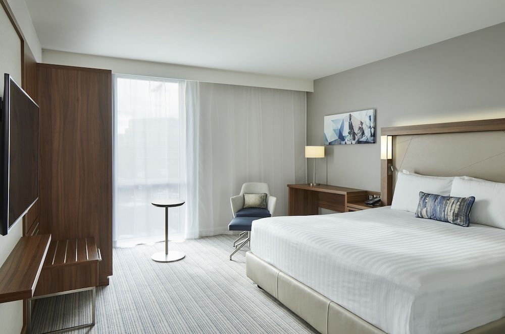 undefined Courtyard by Marriott London City Airport 2