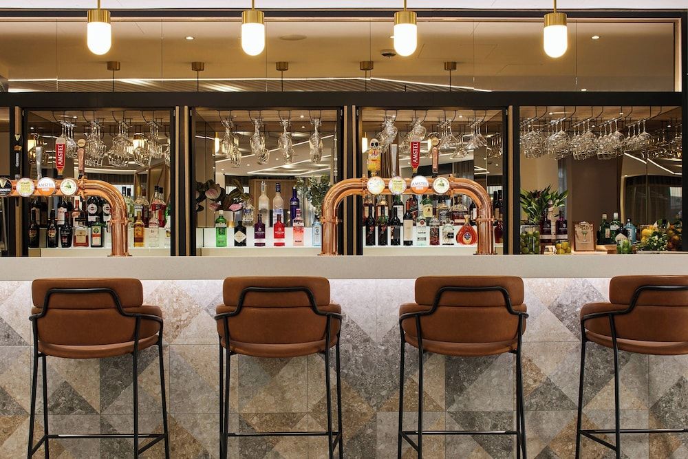 undefined Courtyard by Marriott London City Airport 7