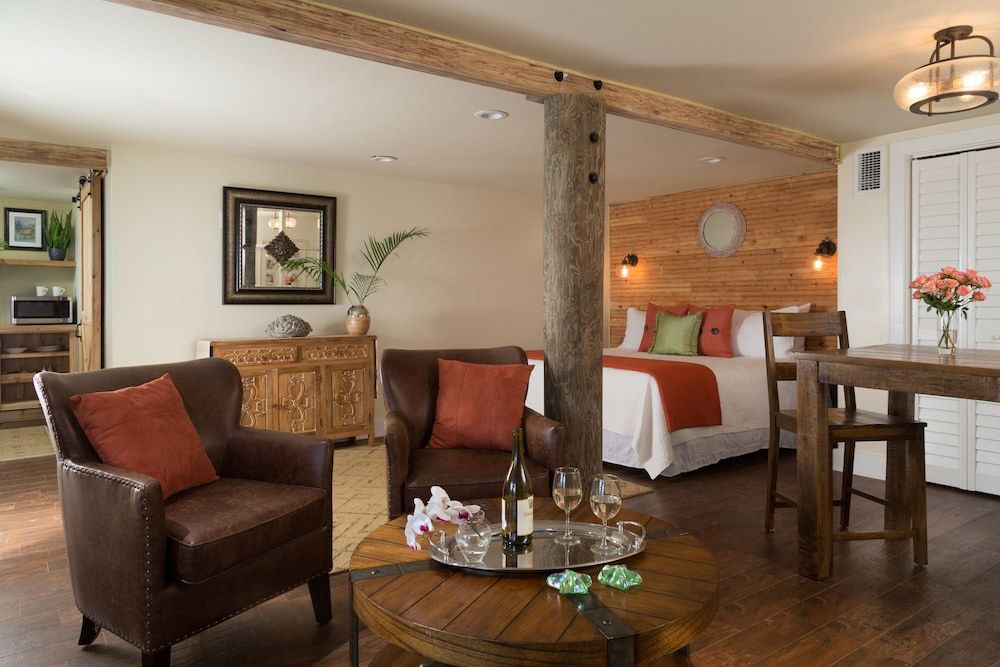 Room (91 The Sandpiper Suite at Vilano Beac)
