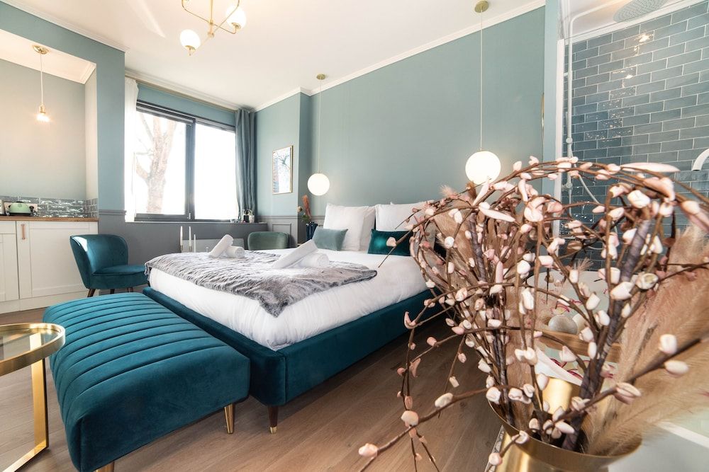 undefined The Parisian Blue Eiffel Tower 4