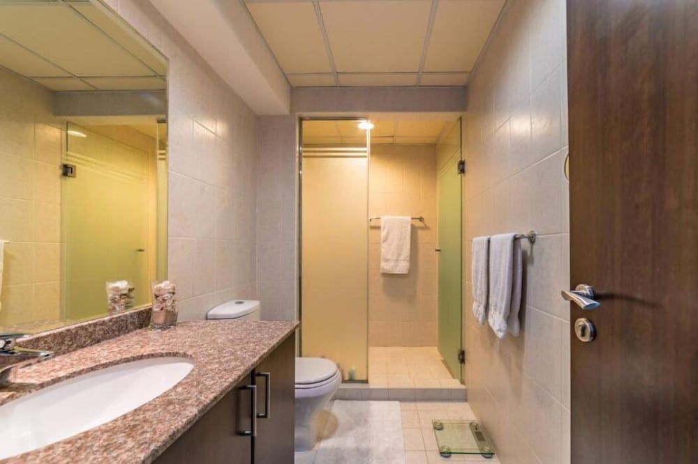 bnbme - 1B-BurjRes5-2803 Deluxe Apartment 10