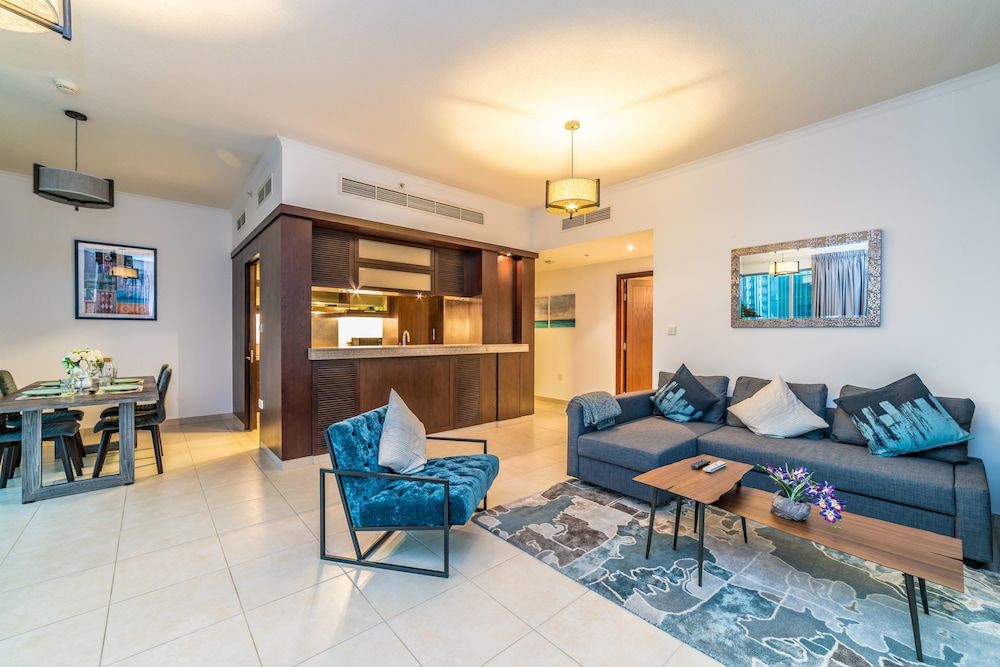 bnbme - 1B-BurjRes5-2803 Deluxe Apartment 5