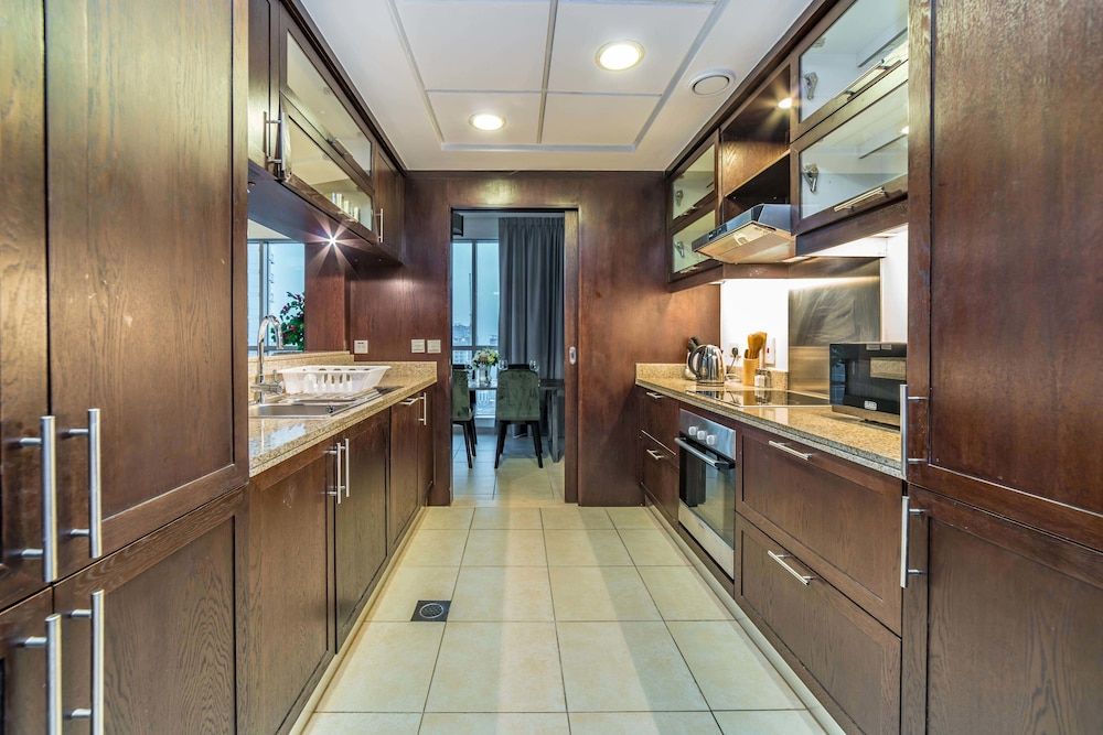 bnbme - 1B-BurjRes5-2803 Deluxe Apartment 4