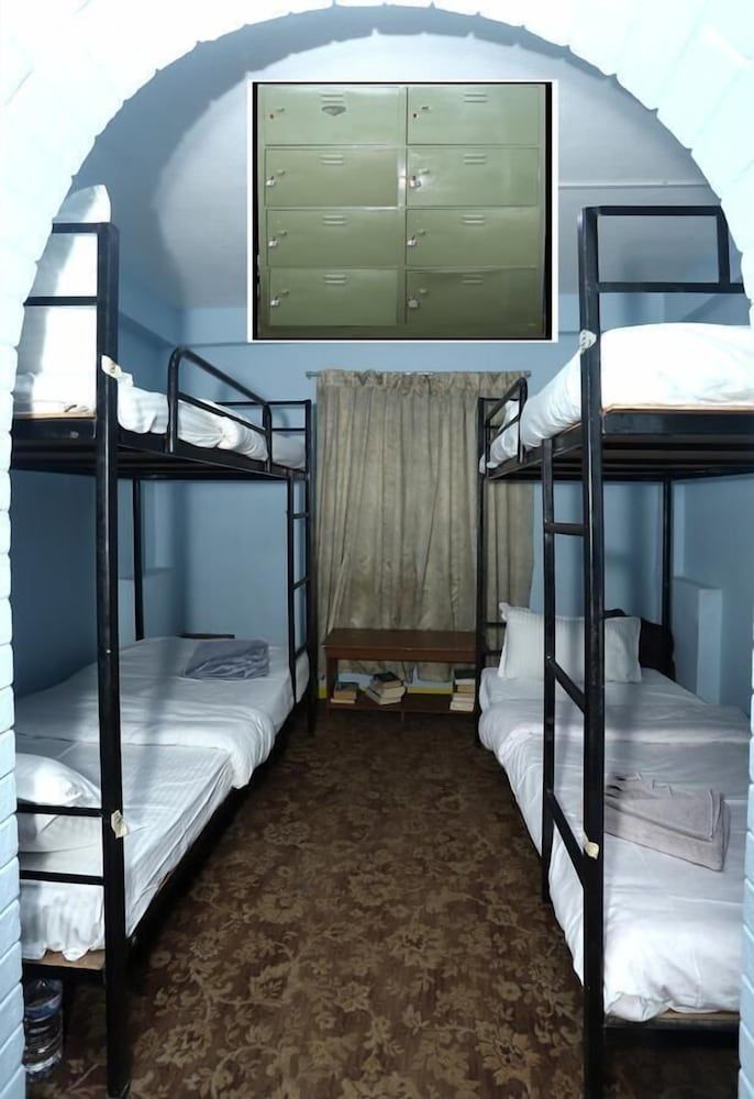 Zen bed and breakfast Basic Double or Twin Room 7