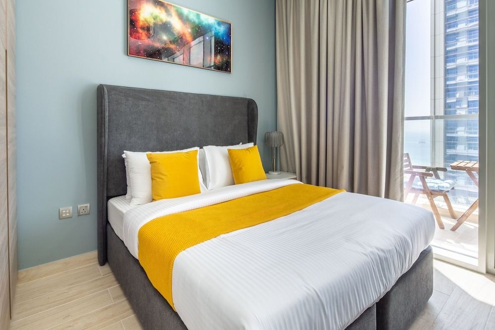 undefined Ultramodern Studio With Sublime Decors in Dubai Marina 8