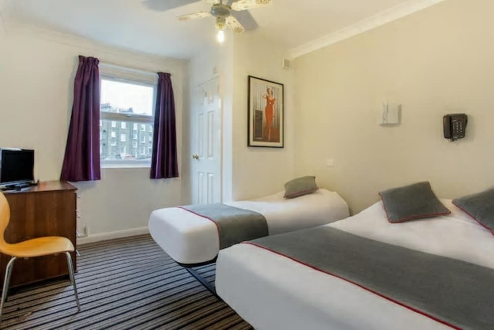 undefined Enrico Hotel 7