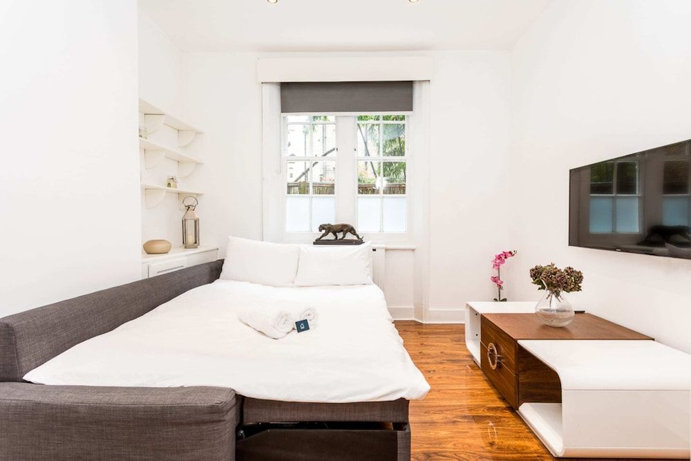 undefined Bright Warwick Chambers Apartment 10