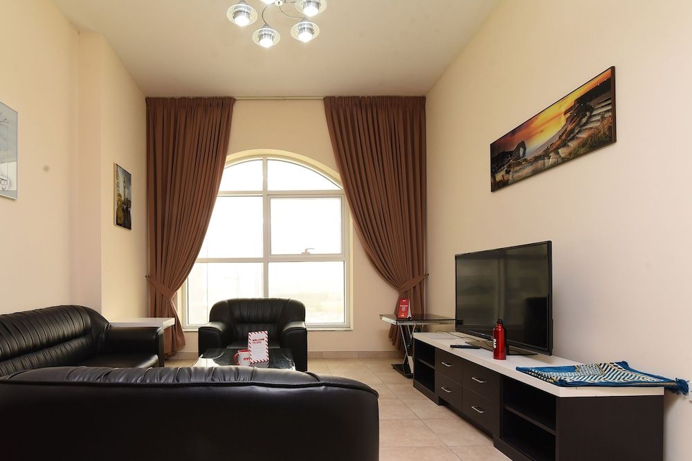 OYO Home 2351BHK Capitol Tower DIC Apartment, 1 Bedroom 23