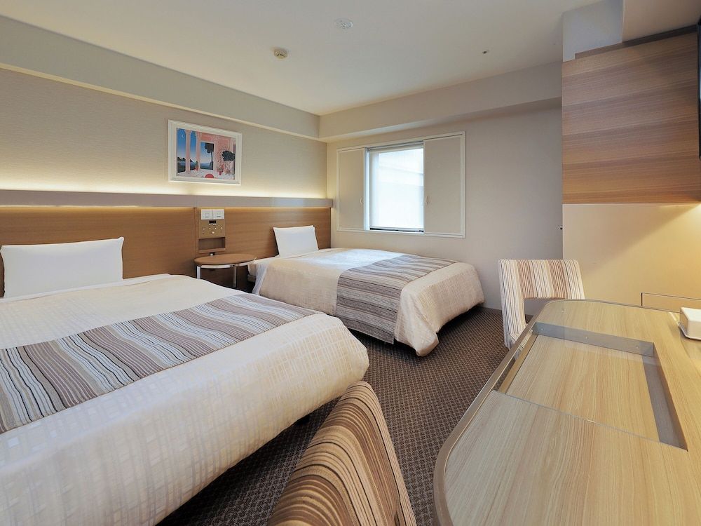 undefined Keio Presso Inn Otemachi 4