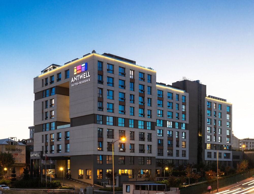 undefined Antwell Suites 5