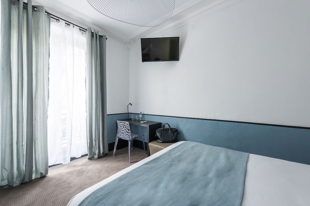 Lennon by Avalon Hotel Paris Gare du Nord Economy Double Room 3