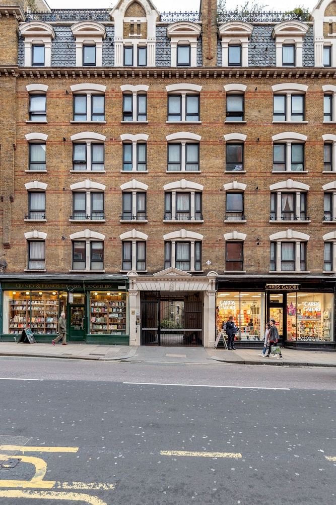 undefined Hot spot at Soho - Covent Garden