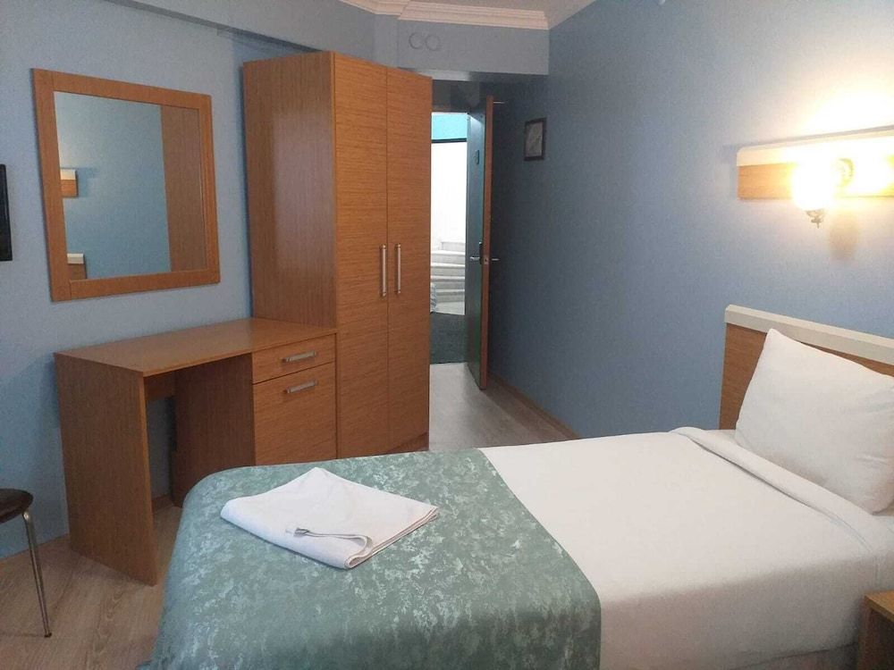 undefined Hotel Oz Villa 4