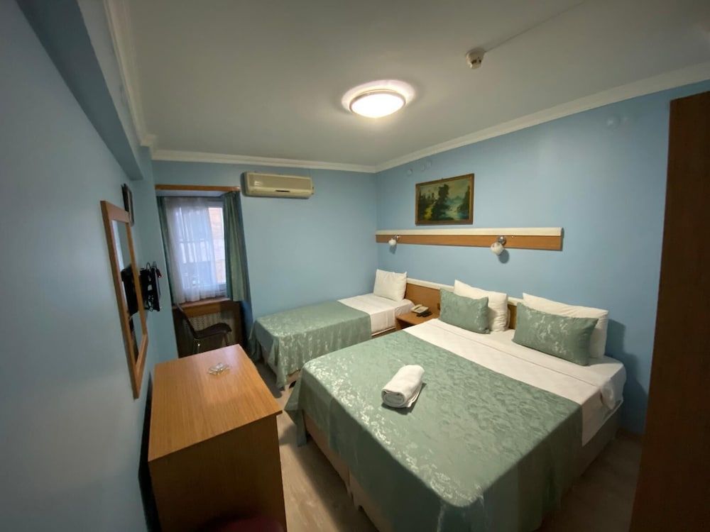 undefined Hotel Oz Villa 2