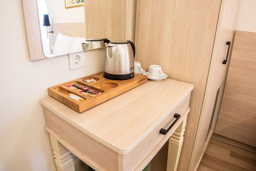 Royal Bosphorus Hotel Standard Double or Twin Room 11