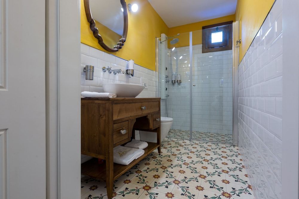 Hotel Lykia Old Town Deluxe Double Room, 1 Queen Bed 5