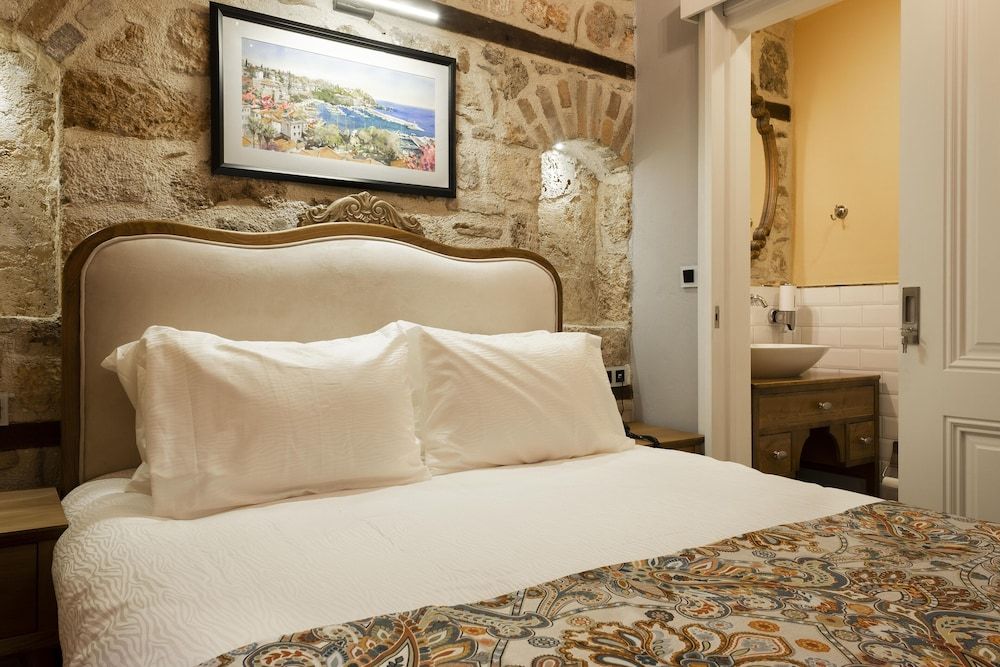 Hotel Lykia Old Town Standard Double Room, 1 Queen Bed 3