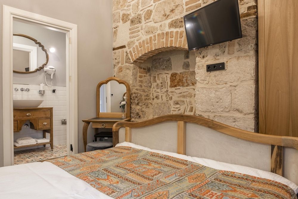 Hotel Lykia Old Town Deluxe Double Room, 1 Queen Bed 2