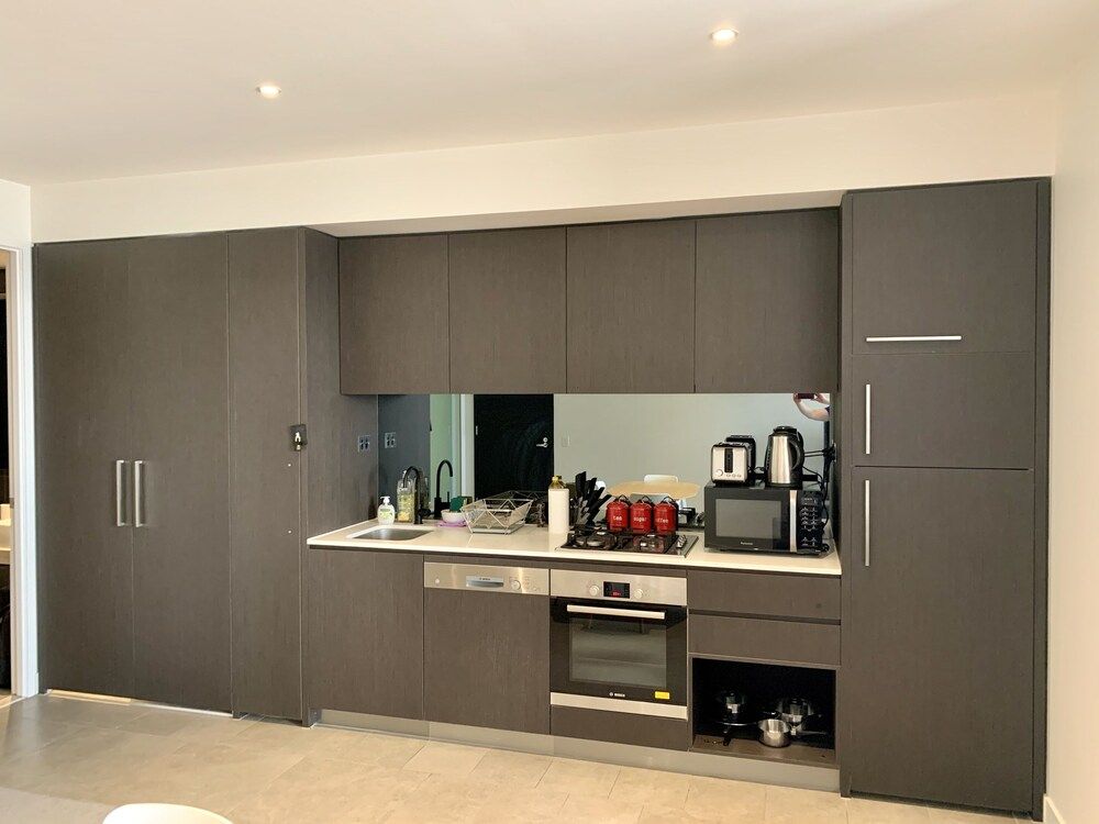 undefined ReadySet Apartments Fulton Lane 7