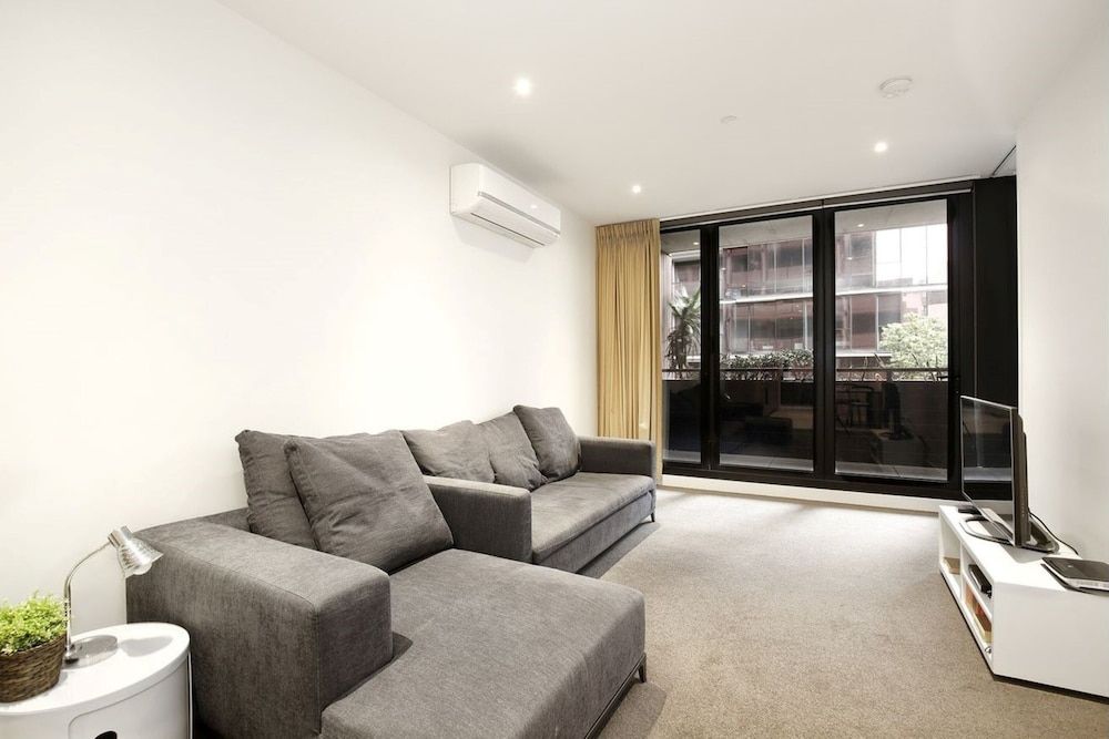 undefined ReadySet Apartments Fulton Lane 9