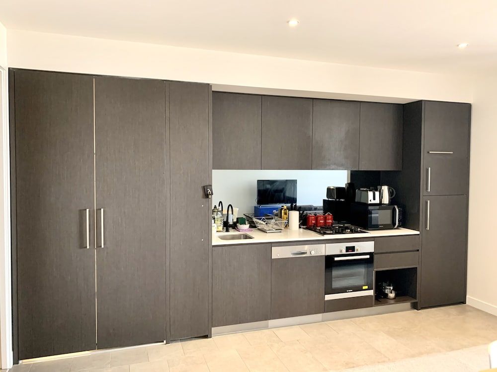 undefined ReadySet Apartments Fulton Lane 6