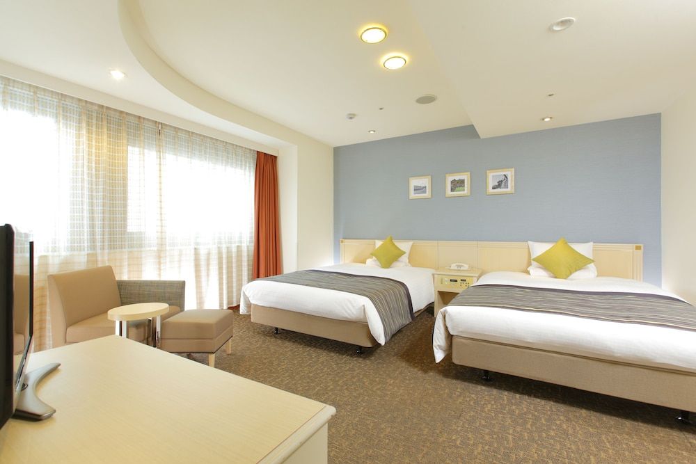 Junior Suite, Smoking (Eco Plan - No Cleaning Service)