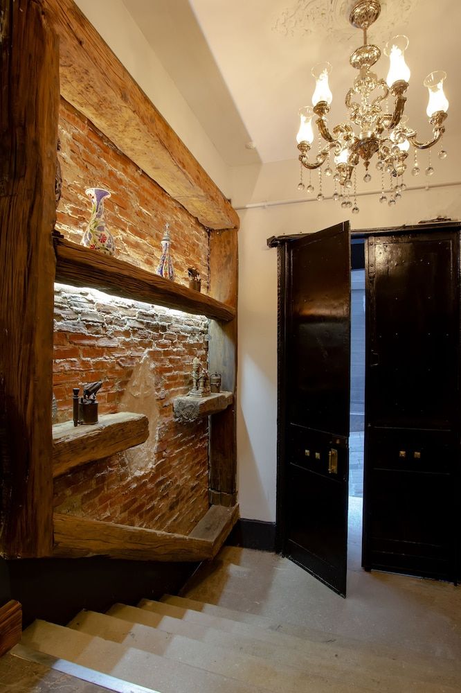 undefined West Palace Hotel