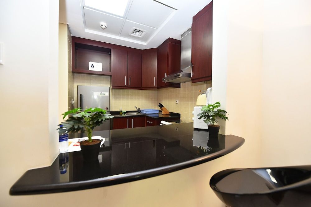 undefined MRH - Studio in Discovery Gardens 4