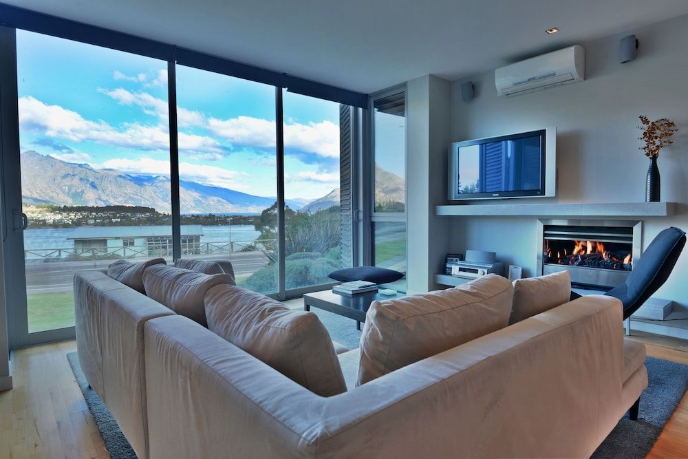 Swiss-Belsuites Pounamu Queenstown Lake View One Bedroom Apartment 7