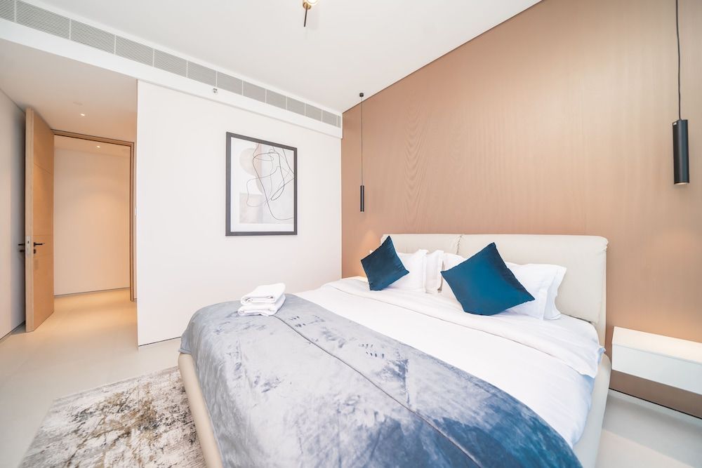 Jumeirah Gate Tower - Luton Vacation Homes Signature Apartment 7
