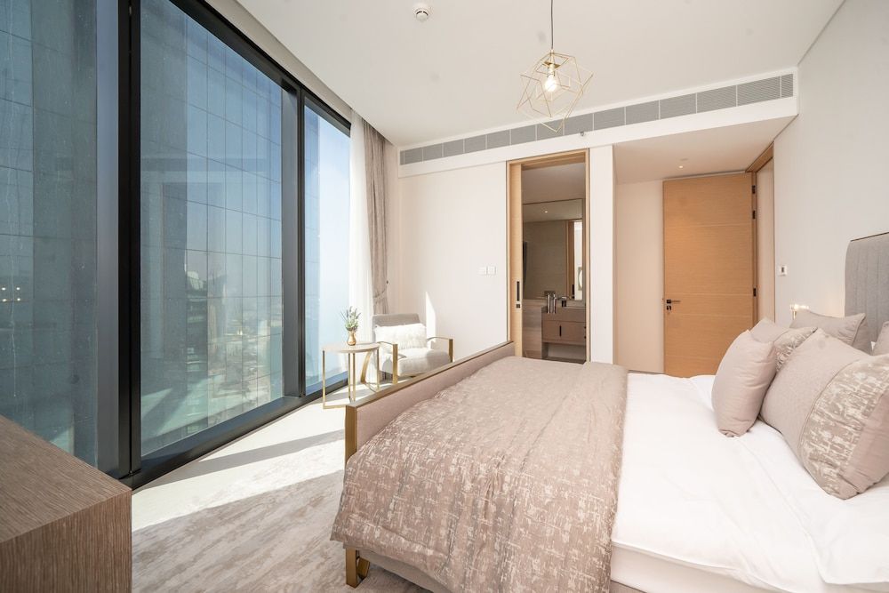 Jumeirah Gate Tower - Luton Vacation Homes Premium Apartment 3