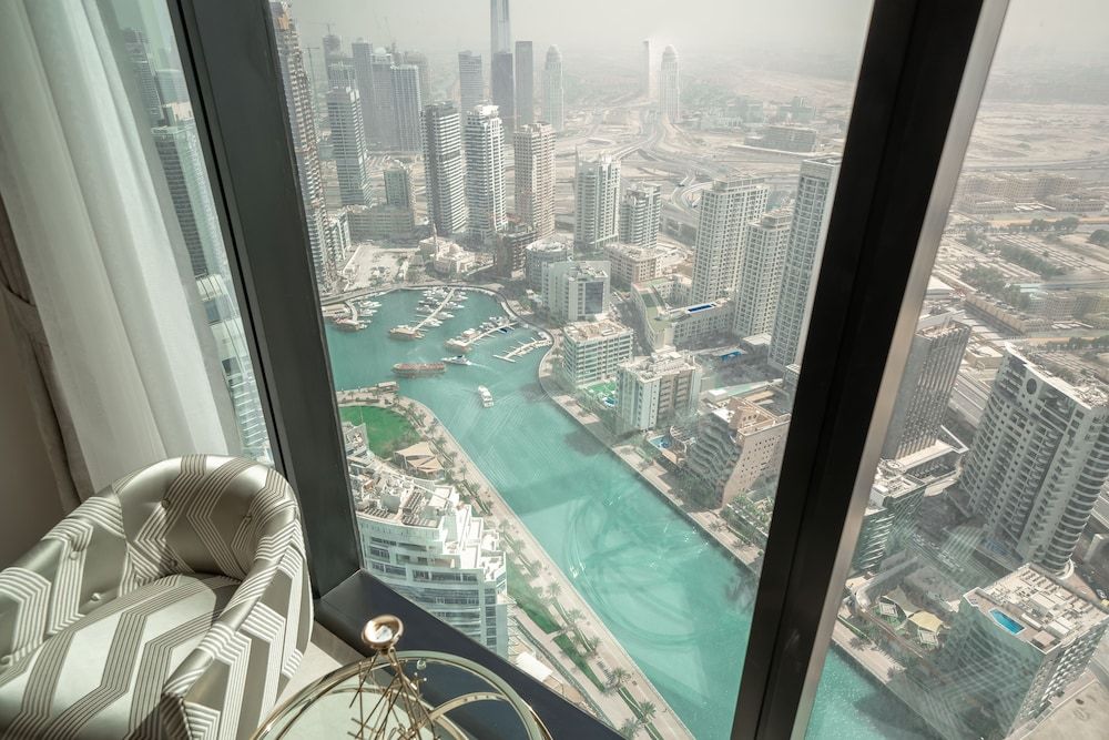 Jumeirah Gate Tower - Luton Vacation Homes Premium Apartment 10