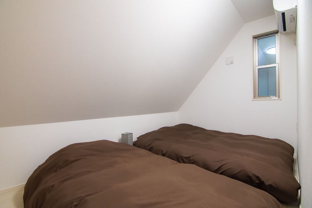 Convertel Honhaneda 3 Story House 4