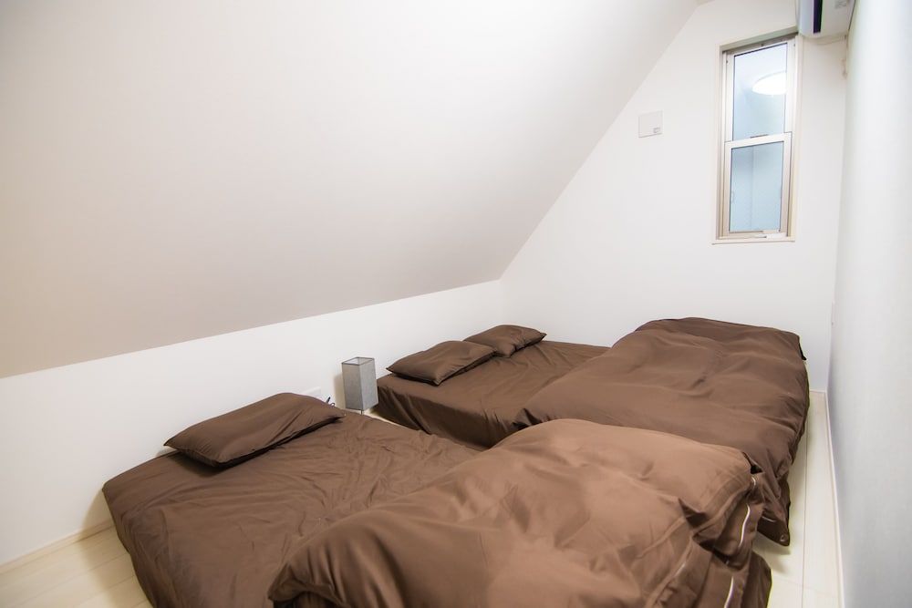 Convertel Honhaneda 3 Story House 3