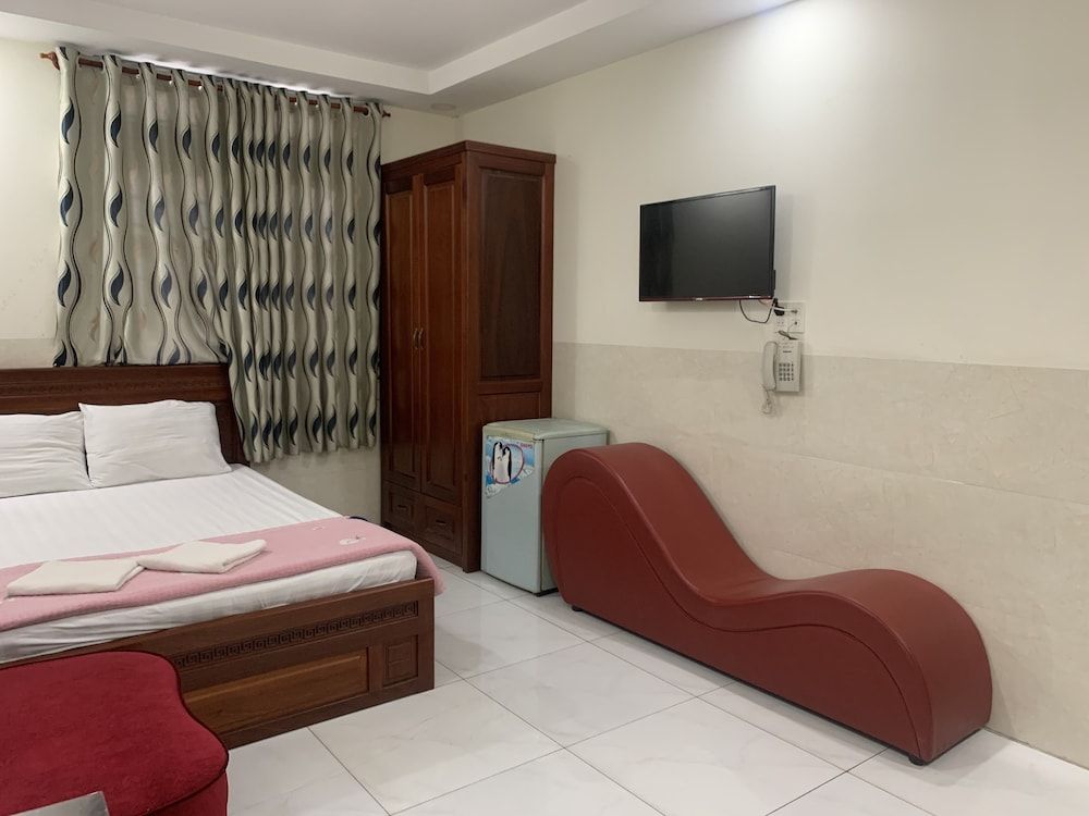 undefined Ngoc Quy Hotel 7